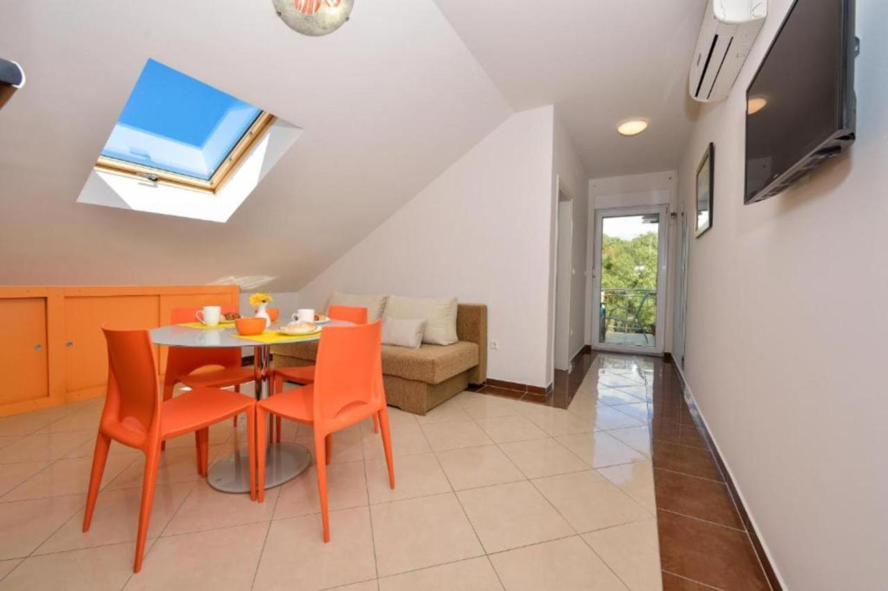 Apartment Gianluca Zadar Exteriör bild
