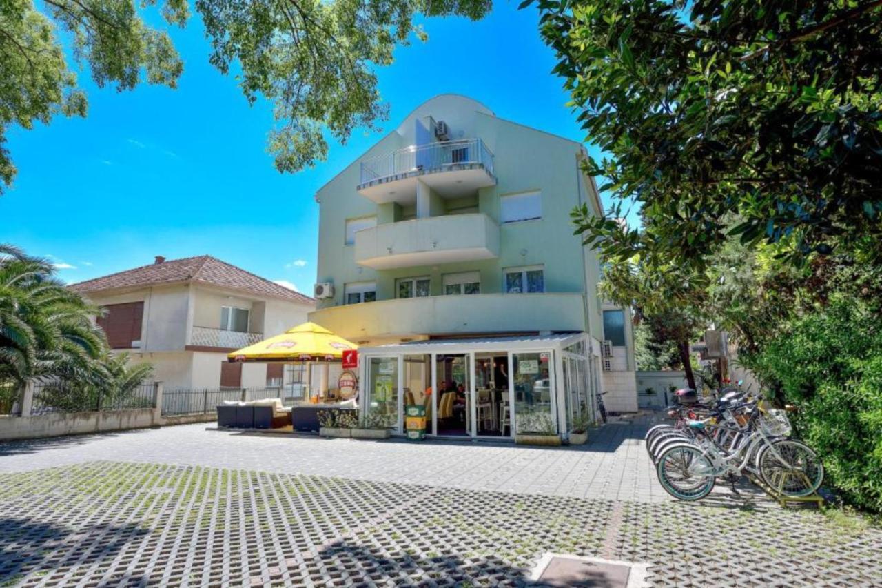 Apartment Gianluca Zadar Exteriör bild